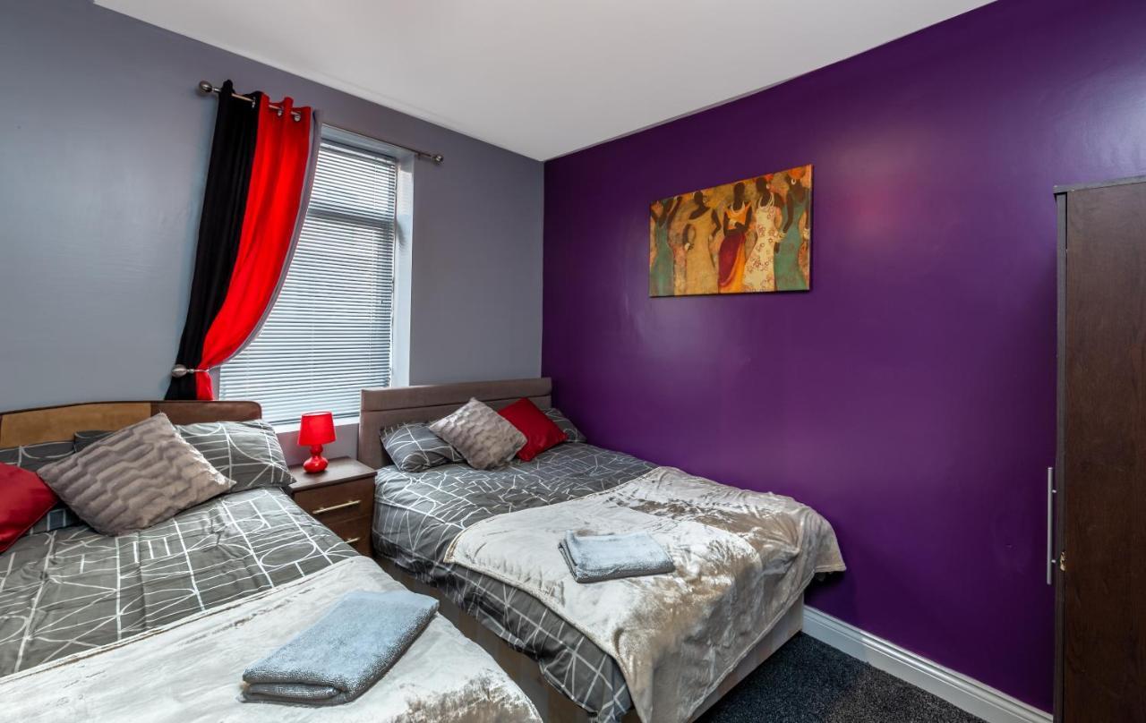 Stockton Town Centre Spacious Apartment Free Parking And Wifi Exterior foto